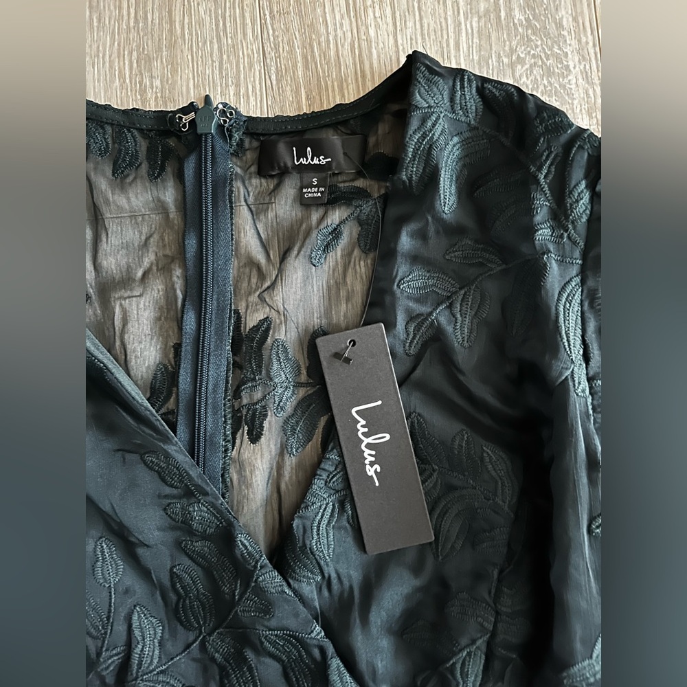 NWT Lulus Spectacular Feeling Emerald Embroidered Faux Wrap Midi Dress - Small - Picture 7 of 10